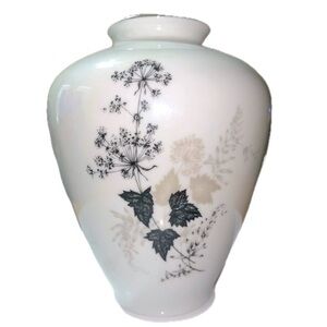 VINTAGE STONEGATE WOODDALE BAVARIA GERMANY CERAMIC 6” VASE
